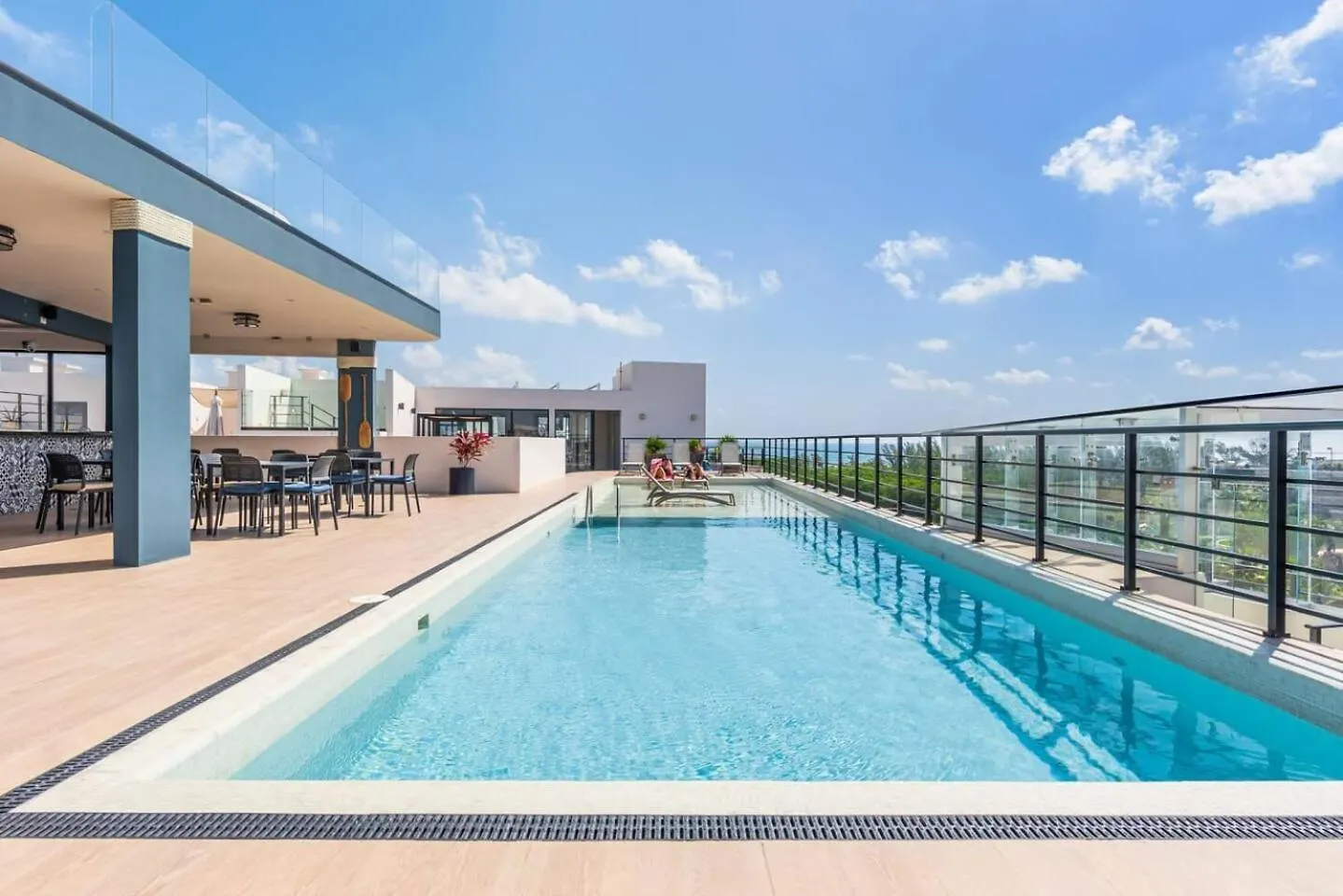 Luxury 2Br, Ocean View From Balcony And Rooptop Playa del Carmen Mexico